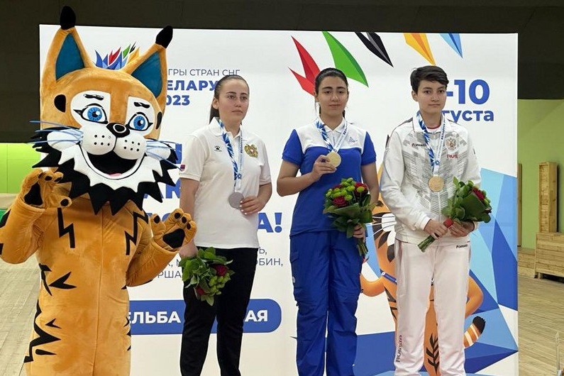 MDB Oyunları: Azərbaycan atıcısı erməniyə qalib gələrək qızıl medal qazanıb -  FOTO