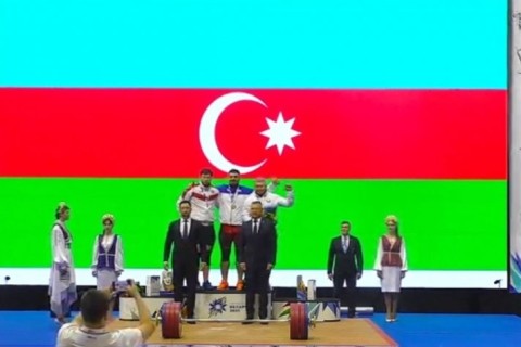 Azerbaijani weightlifter wins gold at 2023 CIS Games