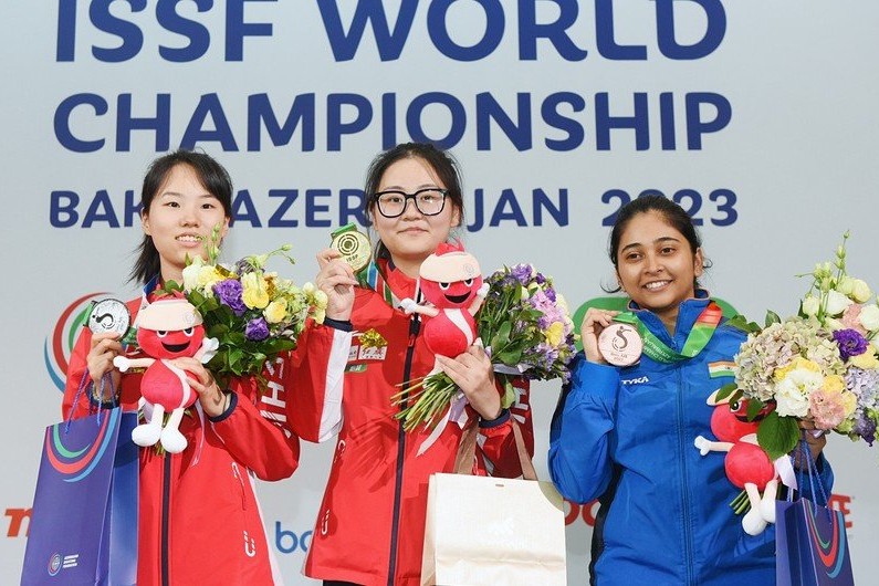 Dünya çempionatı: pnevmatik tüfəngdən atəş üzrə yarışda Çin idmançıları fərqləniblər - FOTO