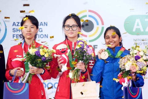 Dünya çempionatı: pnevmatik tüfəngdən atəş üzrə yarışda Çin idmançıları fərqləniblər - FOTO