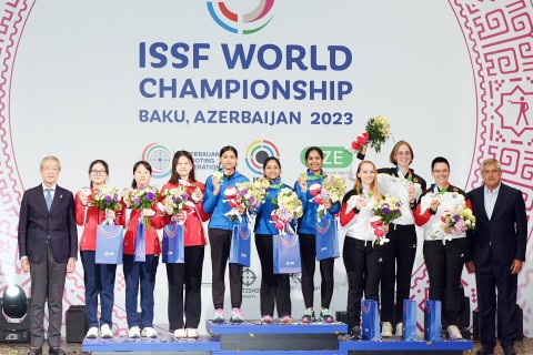 Dünya çempionatı: pnevmatik tüfəngdən atəş üzrə yarışda Çin idmançıları fərqləniblər - FOTO