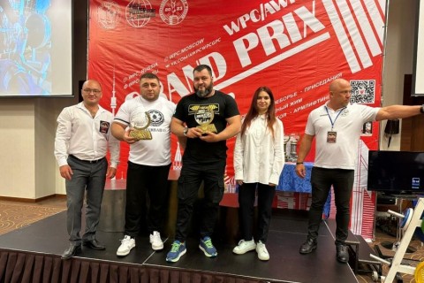 Zaur Cəfərov pauerliftinqin ən yüksək mükafatı olan “Elitar Üzüklə” təltif olunub