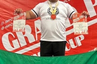 Zaur Cəfərov pauerliftinqin ən yüksək mükafatı olan “Elitar Üzüklə” təltif olunub