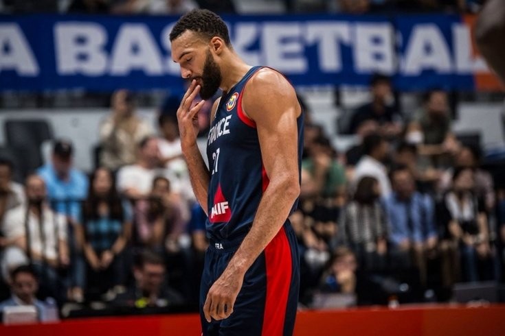 Франция потерпела худшее поражение на чемпионатах мира за последние 60 лет