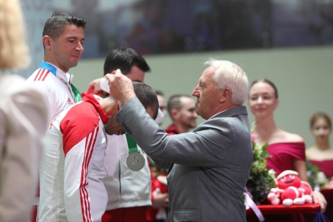 Dünya çempionatı: Ukraynadan olan atıcı qızıl medal qazanıb - FOTO