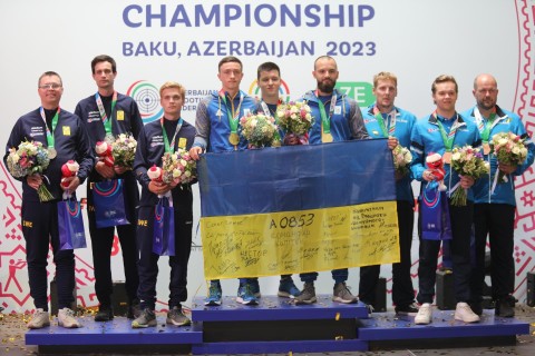 Dünya çempionatı: Ukraynadan olan atıcı qızıl medal qazanıb - FOTO