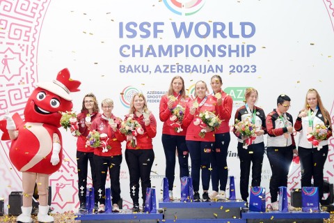 Dünya çempionatı: kişilər və qadınlar arasında növbəti mükafatçılar müəyyənləşib - FOTO