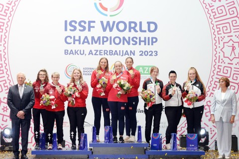 Dünya çempionatı: kişilər və qadınlar arasında növbəti mükafatçılar müəyyənləşib - FOTO