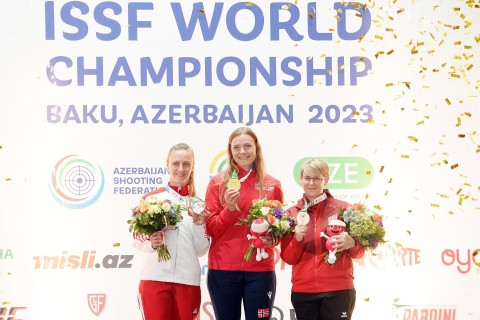 Dünya çempionatı: kişilər və qadınlar arasında növbəti mükafatçılar müəyyənləşib - FOTO