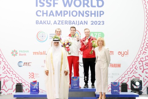 Dünya çempionatı: kişilər və qadınlar arasında növbəti mükafatçılar müəyyənləşib - FOTO
