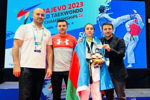 Taekvondoçumuz Sarayevoda gümüş qazandı - FOTO