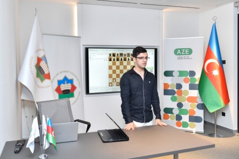 Nicat Abasov yeniyetmələrlə görüşüb - FOTO
