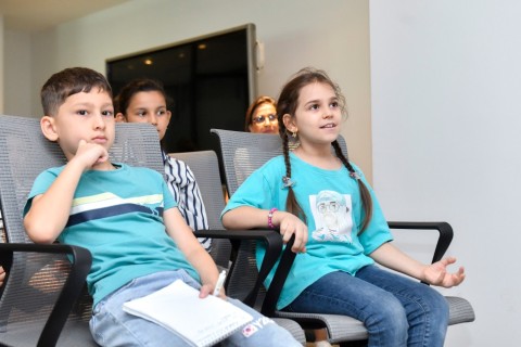 Nicat Abasov yeniyetmələrlə görüşüb - FOTO