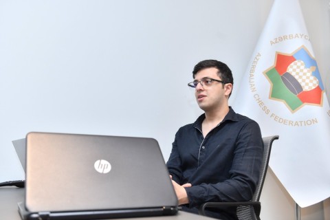 Nicat Abasov yeniyetmələrlə görüşüb - FOTO