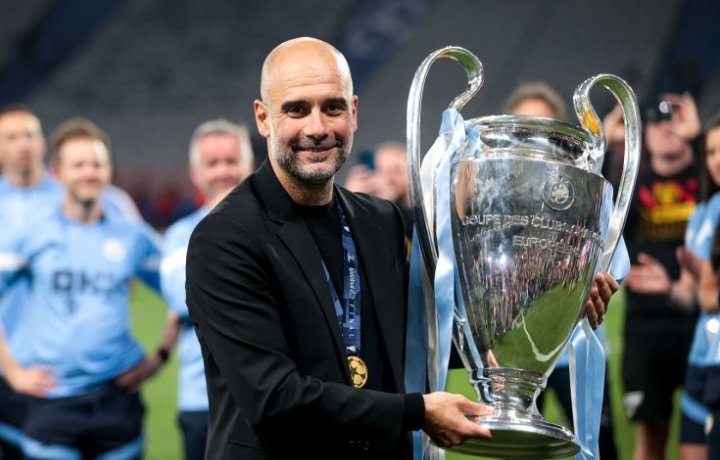 Qvardiola UEFA tərəfindən mövsümün baş məşqçisi seçilib