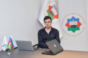 Nicat Abasov yeniyetmələrlə görüşüb - FOTO