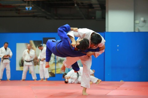 Узбекские дзюдоисты потренировались в Баку - ФОТО