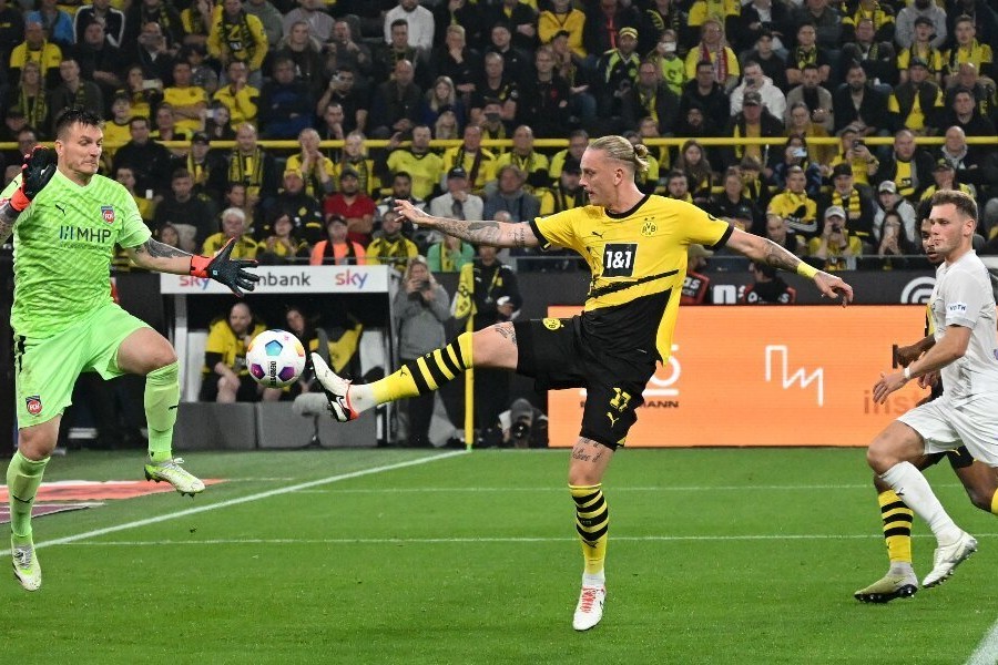"Боруссия" Д упустила победу в матче с «Хайденхаймом», выигрывая 2:0 - ВИДЕО