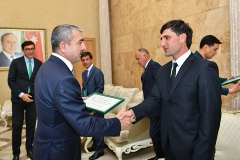 The Azerbaijani national team, which won a silver medal at the European Championship, was awarded - PHOTO