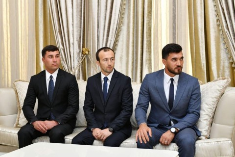 The Azerbaijani national team, which won a silver medal at the European Championship, was awarded - PHOTO