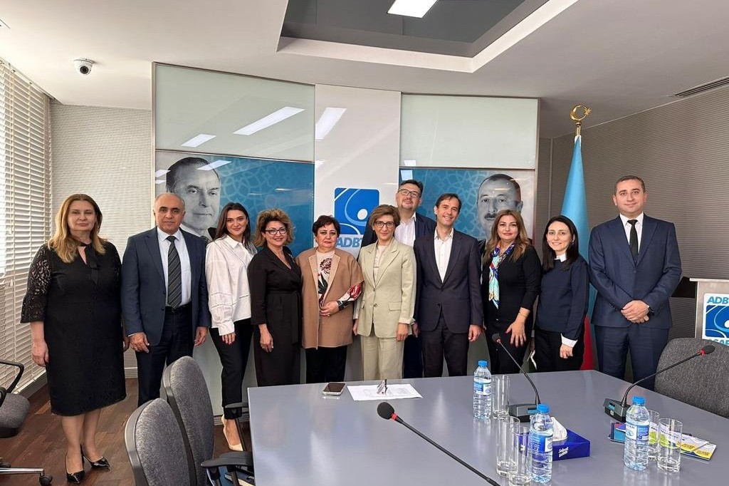 ASAPES və MGİMO ikili diplom magistr proqramı tələbələri ilə görüş keçirilib - FOTO