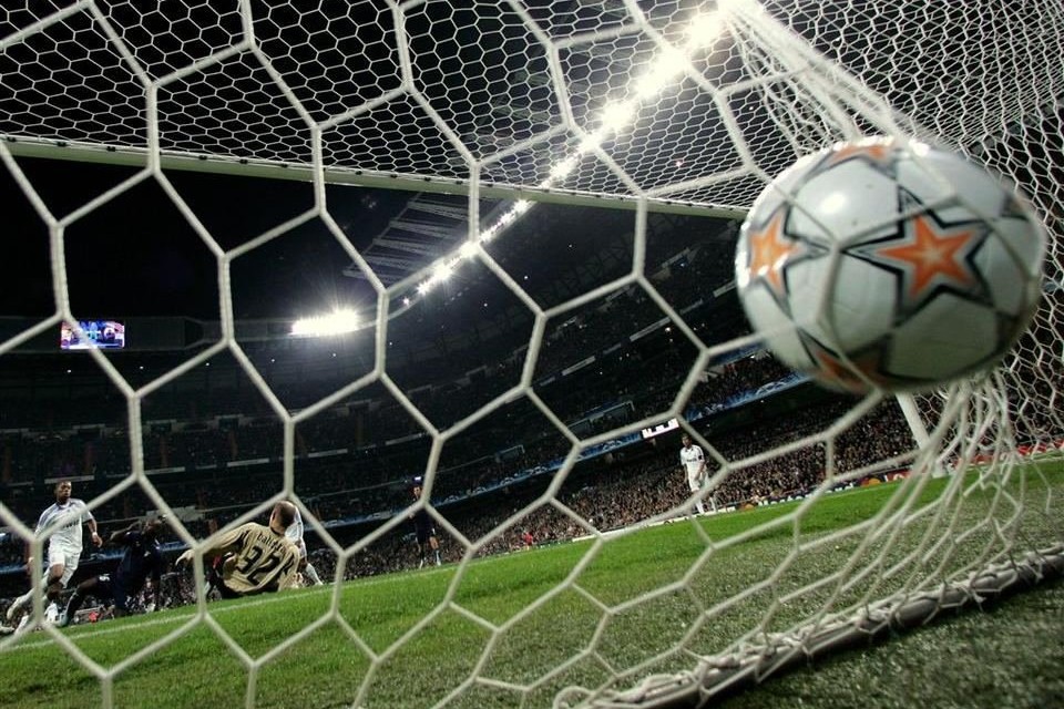 The group stage of the Champions League begins