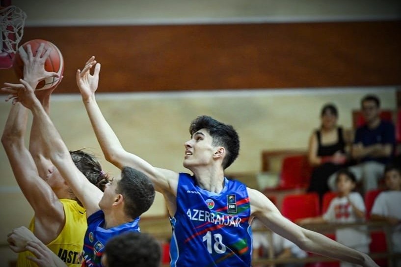 Young basketball players of Azerbaijan is on their way to the United States