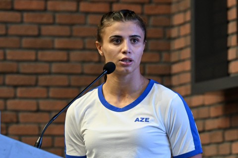 Fərid Qayıbov ölkəmizi uğurla təmsil etmiş idmançılar və onların məşqçiləri ilə görüşüb - FOTO