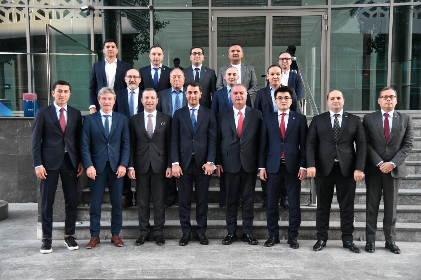 Türkdilli ölkələrdə futbolun inkişafı məsələləri müzakirə olunub