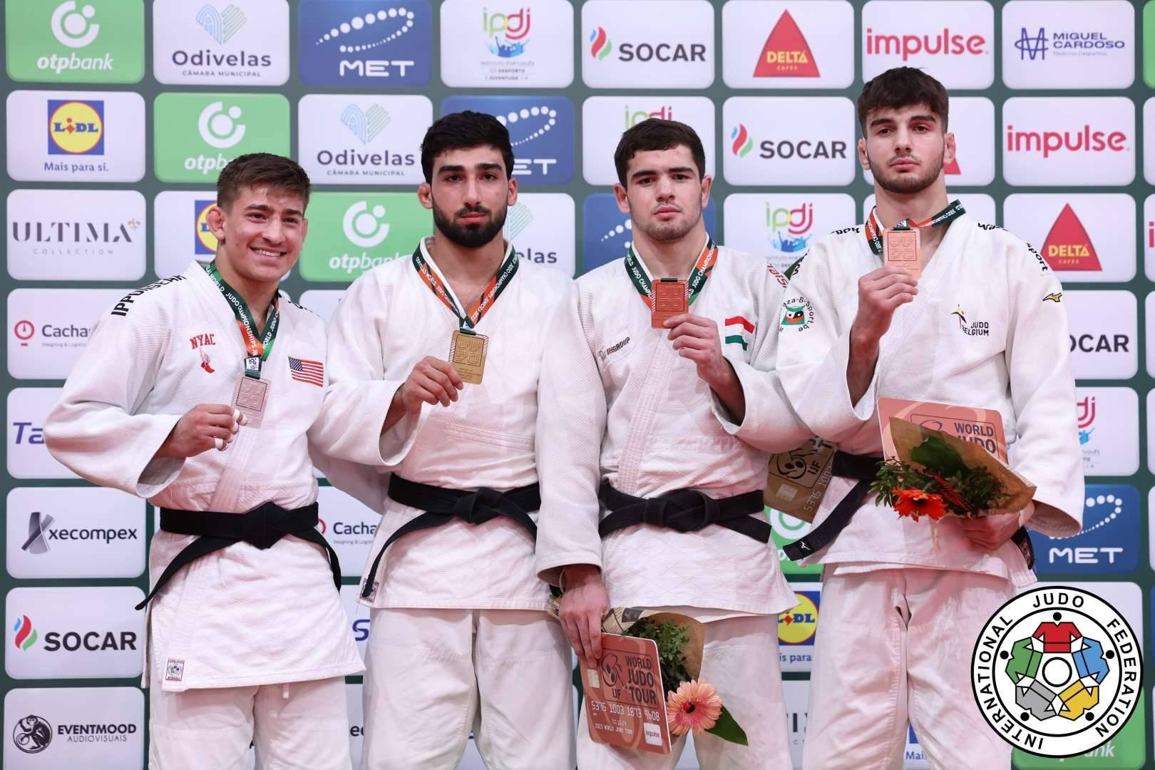 Dünya çempionatı: Yaponiya birinci, Azərbaycan ikinci