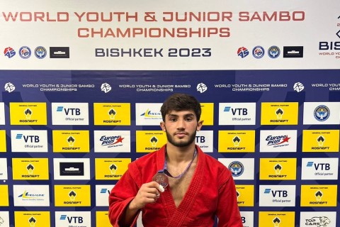 Azerbaijani sambo players return got 5 medals in the World Championship - PHOTO