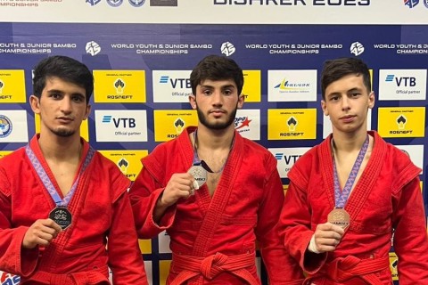 Azerbaijani sambo players return got 5 medals in the World Championship - PHOTO