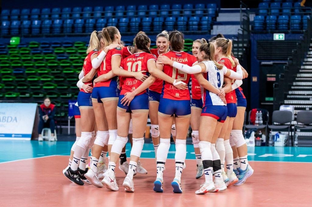 Abduləzimova çempionata qələbə ilə başlayıb