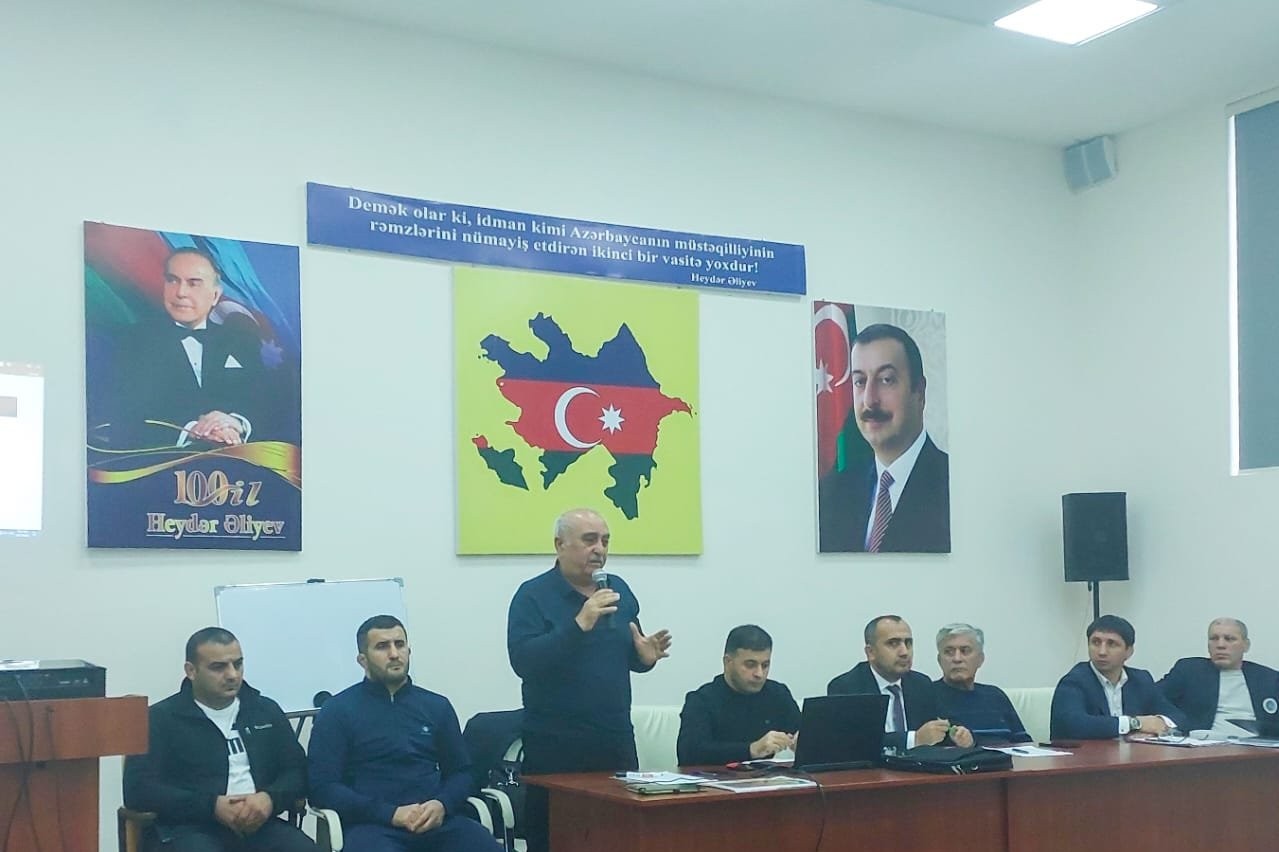 Güləş məşqçilərinin seminarına Gəncədə start verilib