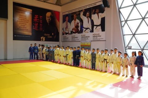 A media tour was organized to the Goranboy Olympic Sports Complex - PHOTO