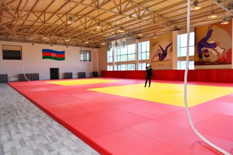 President Ilham Aliyev viewed conditions created in Mehdi Huseynzade Sumgayit City Stadium - PHOTO