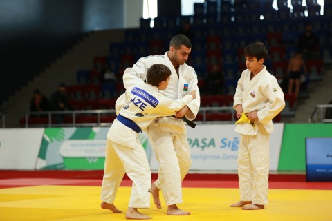 Azərbaycanda cüdo üzrə ilk dəfə kəmər dərəcələri üzrə rəsmi imtahan keçirilib – FOTO