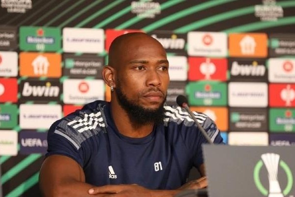 Kevin Medina: "We need to be more responsible towards the leader of the Bundesliga"