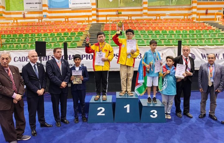 Bronze medal from Azerbaijan in the World Chess Championship