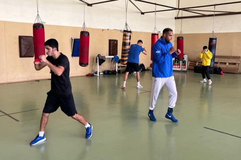 Азербайджанские боксеры проводят сборы в Болгарии - ФОТО