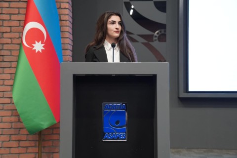 Fərid Qayıbov ötən ay ölkəmizi uğurla təmsil etmiş Azərbaycan idmançıları və onların məşqçiləri ilə görüşüb - FOTO
