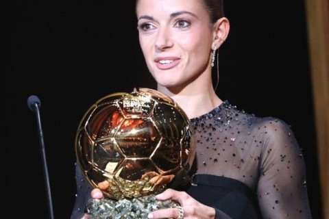 Lionel Messı wins record-extending eighth Ballon d’Or - PHOTO