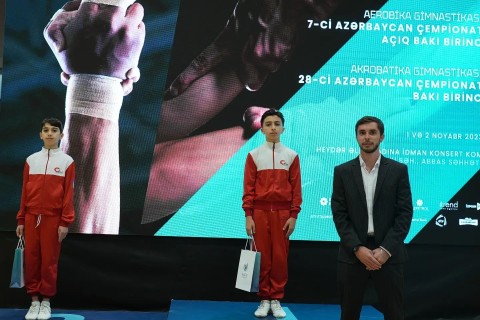 Aerobika və akrobatika gimnastikası üzrə Azərbaycan çempionatları başa çatıb - FOTO