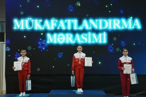 Aerobika və akrobatika gimnastikası üzrə Azərbaycan çempionatları başa çatıb - FOTO