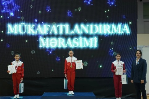 Aerobika və akrobatika gimnastikası üzrə Azərbaycan çempionatları başa çatıb - FOTO