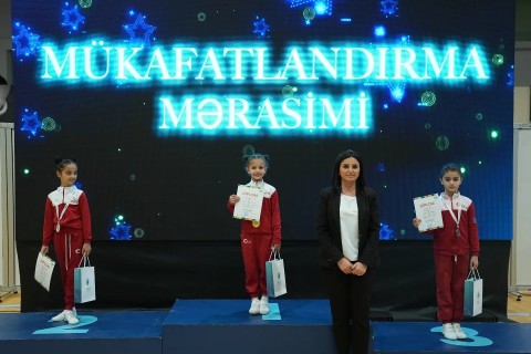 Aerobika və akrobatika gimnastikası üzrə Azərbaycan çempionatları başa çatıb - FOTO