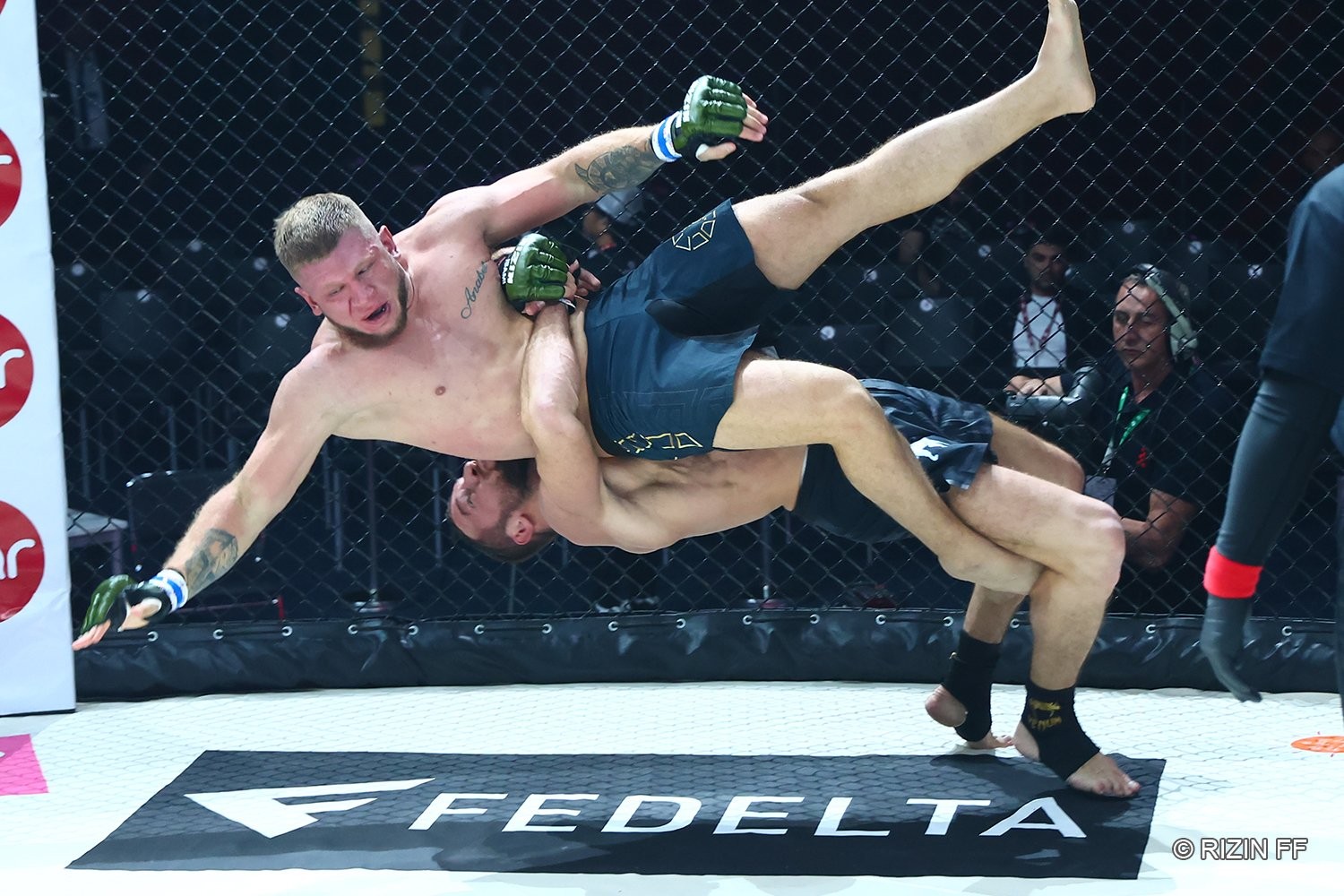 "Landmark 7": The first 5 fights have ended - PHOTO
