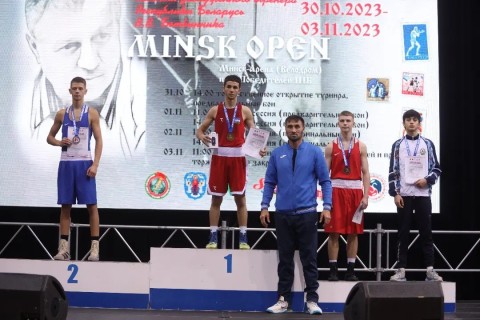 Azərbaycan boksçuları Minskdə 10 medal qazanıb - FOTO