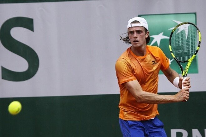 7 Belçika tennisçisi pul qoyuluşuna görə cəzalanıb