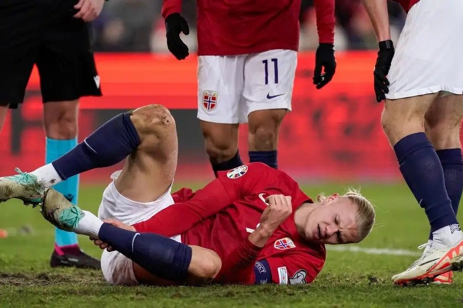 Erling Haaland injured his ankle again